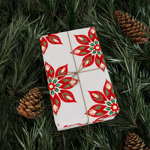 Oversized Star Motif  |  Crisp White + Red